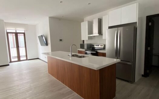Venta de apartamento en zona 16,  Lirios De Cayalá